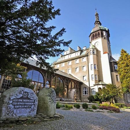 Dom Zdrojowy Hotel Świeradów-Zdrój Exterior foto