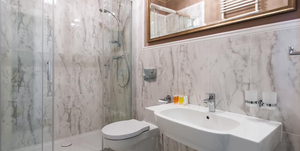 Dom Zdrojowy Hotel Świeradów-Zdrój Habitación foto